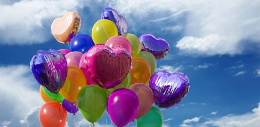 בלונים לברית