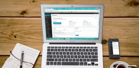 איך ומי כדאי שיבנה לנו אתר אינטרנט